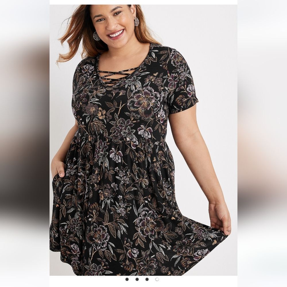 Lace Up Floral Skater Mini Dress - Picture 3 of 6